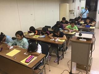 お手紙書きの様子３