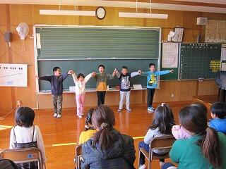 １・2年生の発表のようす