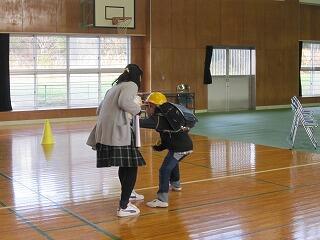 不審者対応訓練の様子