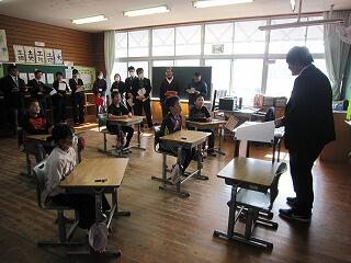 ３・４年学級活動「ふわふわ言葉とちくちく言葉」