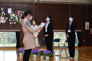 新任式の児童歓迎あいさつ