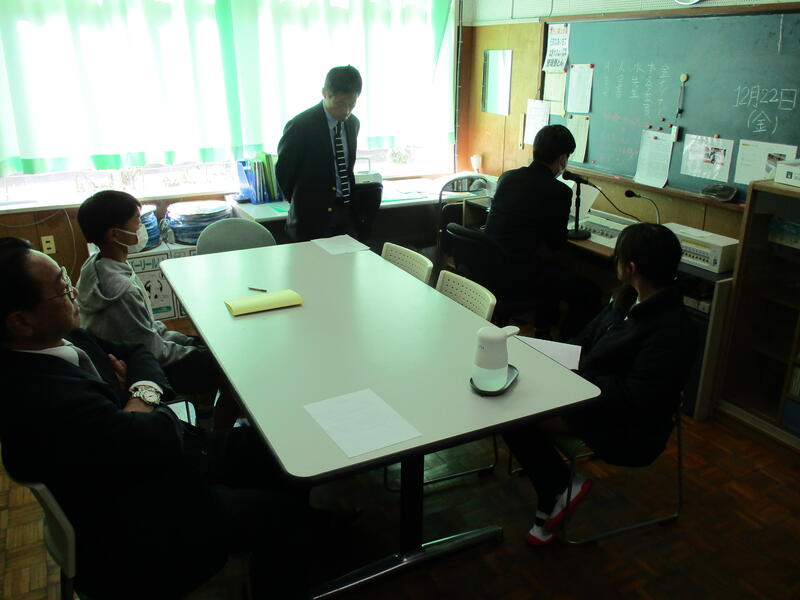 感染症対策で、今回放送による終業式となりました。