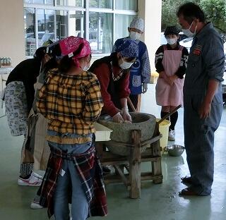 もちつき体験学習③