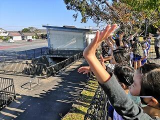 美郷南学園のお見送り