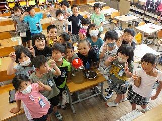 ２組のみんなで記念撮影