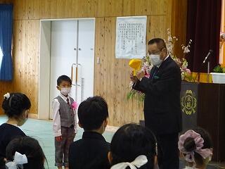 通学帽子の授与