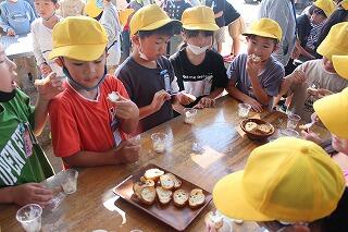 牛乳の試飲・バターの試食