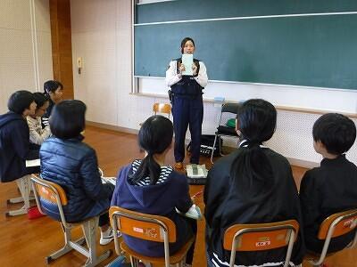 よのなかせんせい