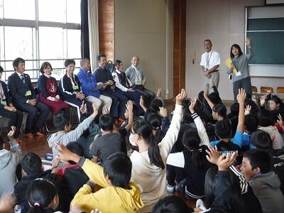 よのなかせんせい