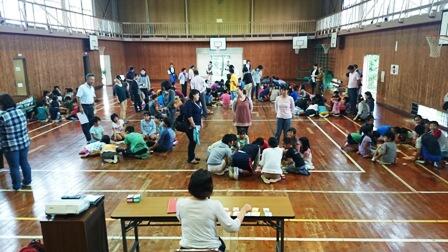 百人一首大会の様子