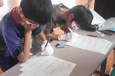 都農高校生による福祉体験活動のようす