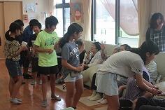 あいさつのようす あいさつのようす