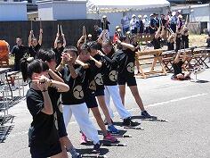 南っ子太鼓の奉納のようす