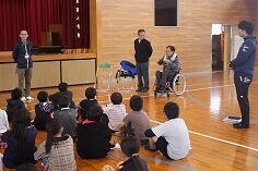 ４年福祉授業のようす