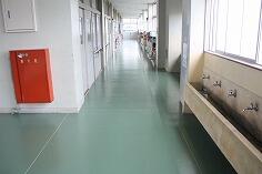 きれいになった２棟２階の床