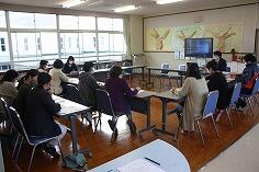 懇談会のようす（６年）