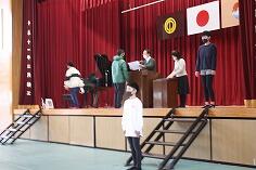 卒業式予行のようす