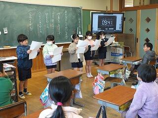 遊びを説明する２年生１