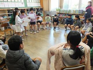 遊びを説明する２年生２