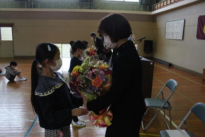 花束贈呈