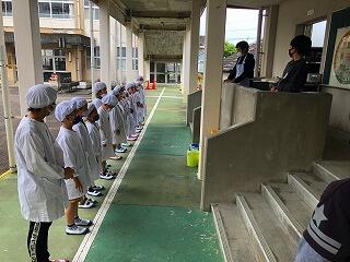 給食受入れ室の様子