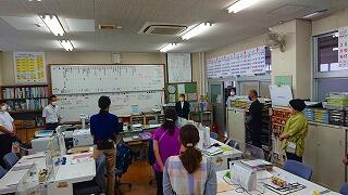 実習生あいさつの様子