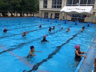 初めてのプール