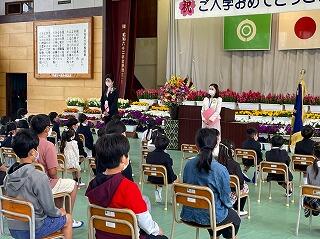 担任紹介の様子