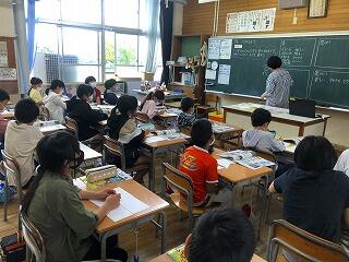 ５年２組図工の授業