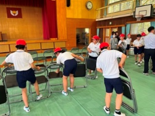 縁の下の力持ち