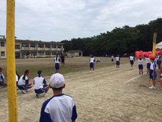 中学生の徒走 中学生の徒走