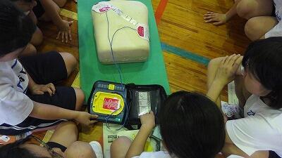 AEDを使いました。