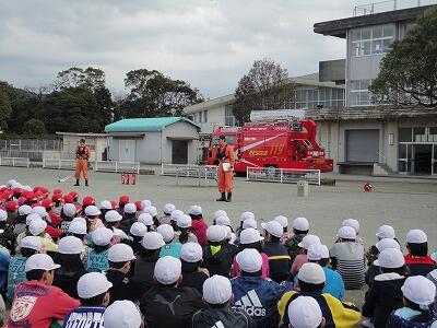 避難訓練① 避難訓練①