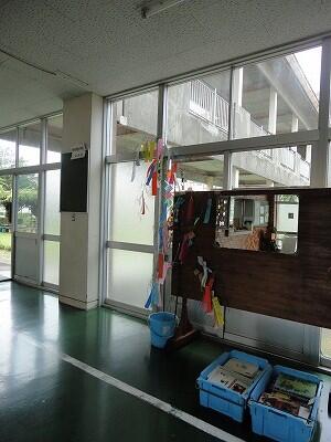 正面玄関前の飾り