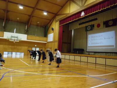 退任前の執行部の生徒たち