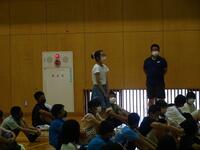 感想を言う児童