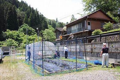 シカから守る防獣ネット？