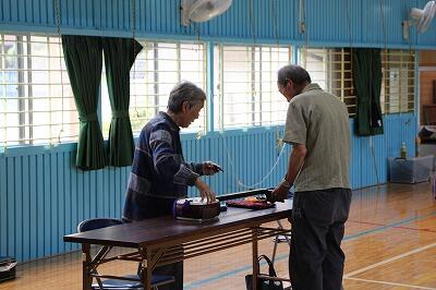 三味線のチューニング？も必要です