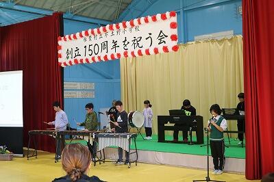 合奏は「Paradise has no border.」