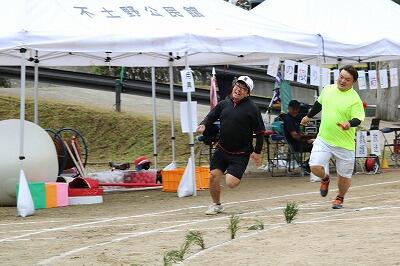 地区団長同士の大接戦!