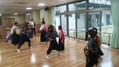 やんぼしおどりの披露