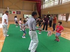 役人とやんぼし