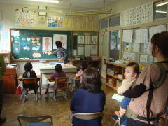 低学年の授業のようす