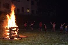 キャンプファイヤー２