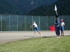 ソフトボール投げ