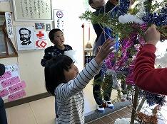 飾り付けの様子１