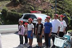 おまわさんたちにごあいさつ