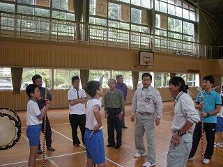 やんぼし踊りの練習