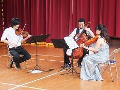 弦楽トリオ・レスパス