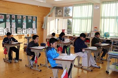 えっとー、んとー、なんかー？